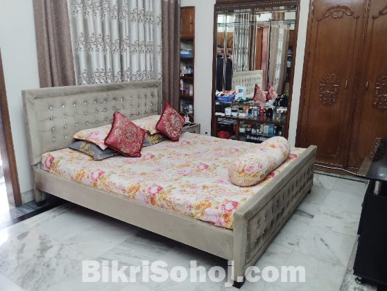 Bed with Side Table & Almirah